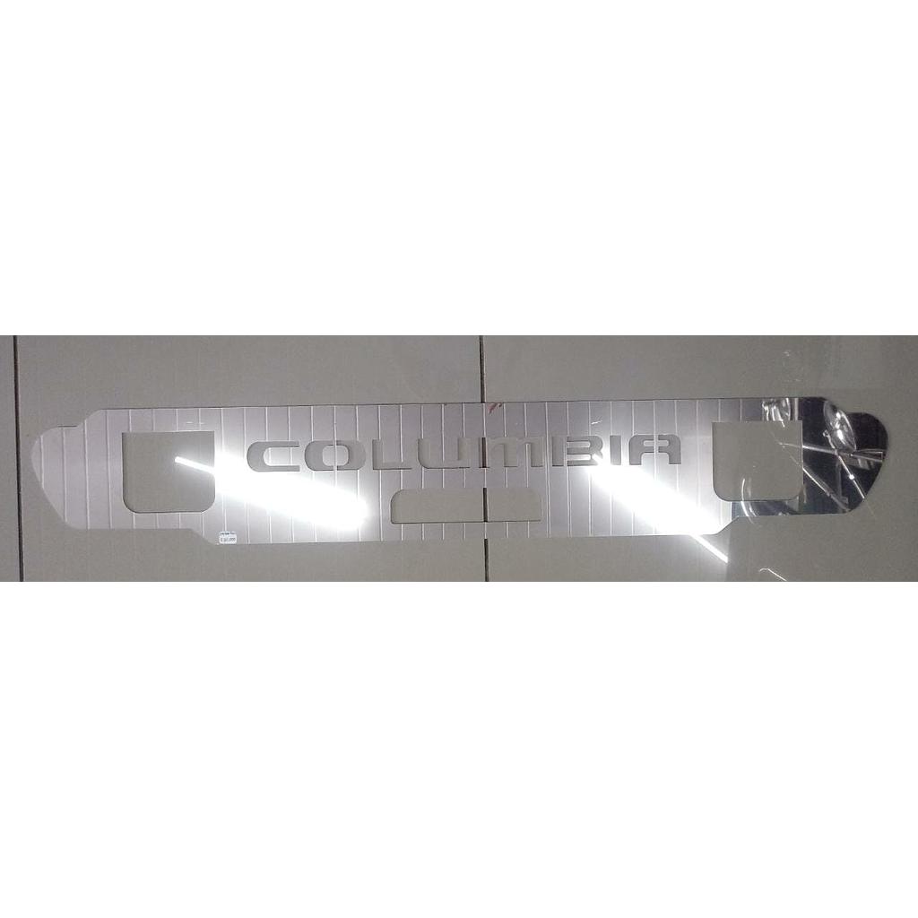 LAMINA COLUMBIA BUMPER INOX ¢30.000