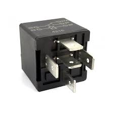 RELAY 24 VOL. 5PATAS 20/30/40AMP HELLA ¢2.200