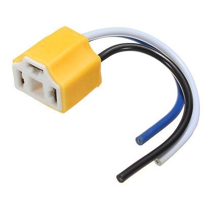 CONECTOR DE BOMBILO H4 DE CERAMICA ¢1.300