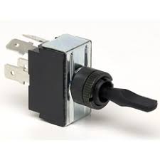 SWITCH FREIGTLINER 1 PASO 4 PATILLAS ¢12.000