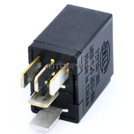 MICRO RELAY 12 VOL. 5  PATAS 20 AMP CONTINUO HELLA ¢2.100