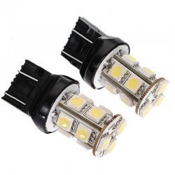 BOMBILLO 3157 2 CONTACTOS 13 LED BLANCO ¢3.900
