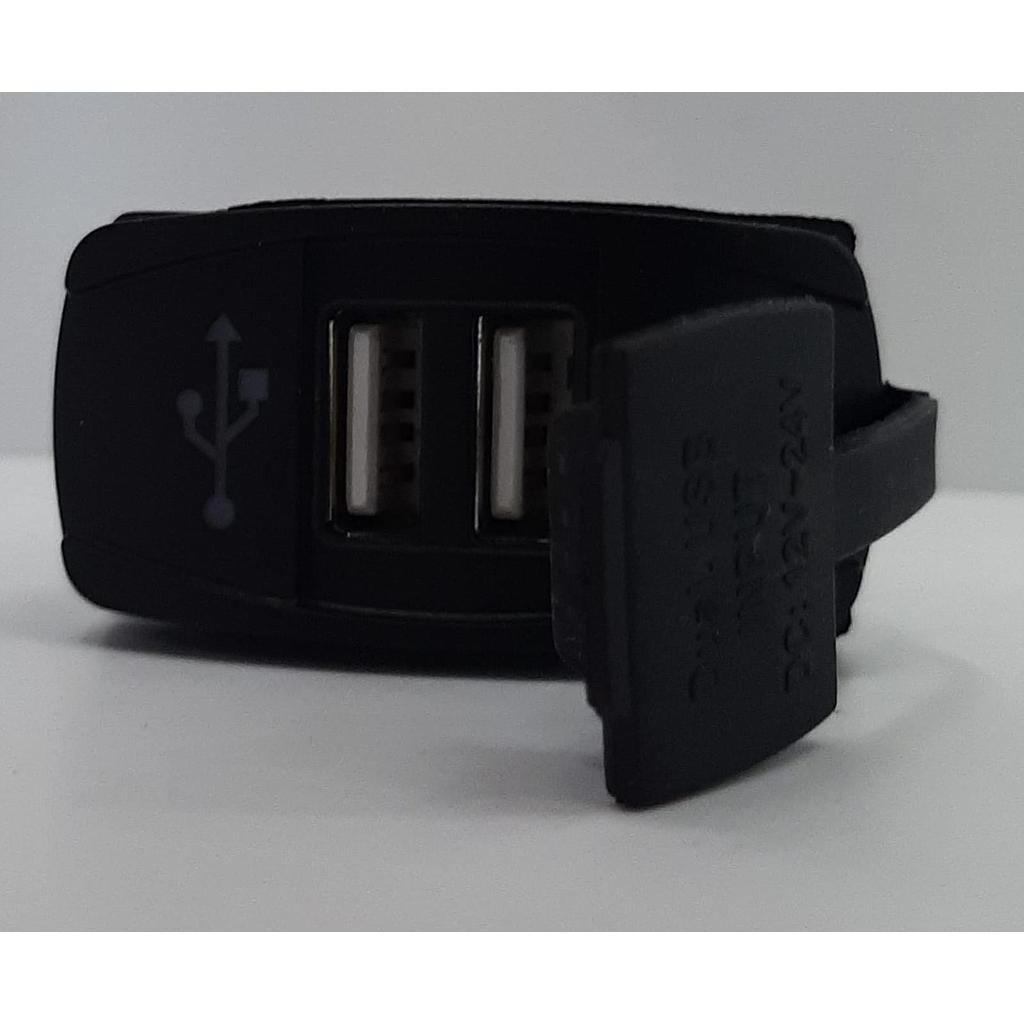 PUERTO VOBLE USB IMPERMEABLE 1.0 + 2.1 AMP ¢4.000